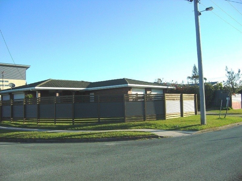 Warana QLD 4575