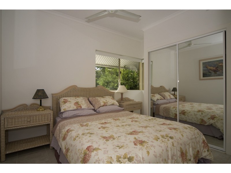 2/235 Gympie Tce, Noosaville QLD 4566