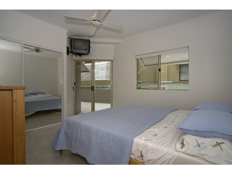 2/235 Gympie Tce, Noosaville QLD 4566