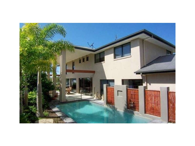 17 Treasure Cove, Noosa Waters QLD 4566