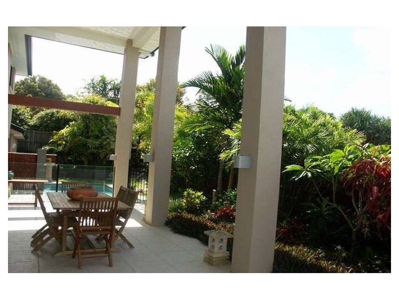 17 Treasure Cove, Noosa Waters QLD 4566