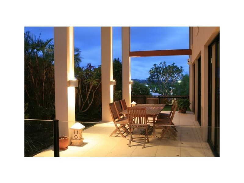 17 Treasure Cove, Noosa Waters QLD 4566