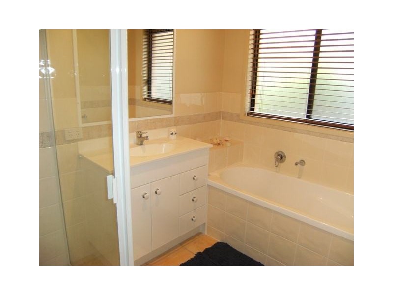 3/5 Riverstone Court, Noosaville QLD 4566