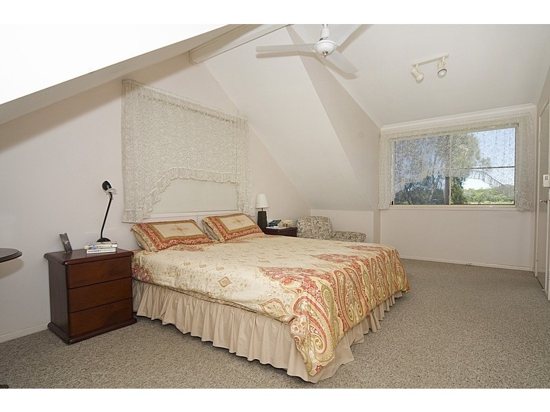 6 Val Crescent, Noosaville QLD 4566