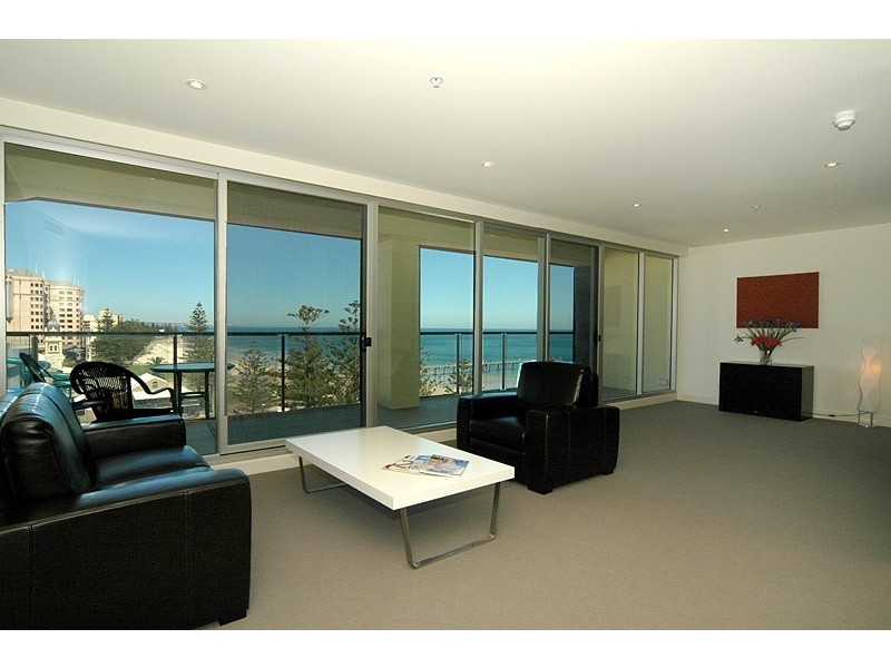 811/19 Holdfast Promenade, Glenelg SA 5045