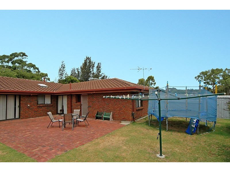 2 Sunset Court, Aberfoyle Park SA 5159