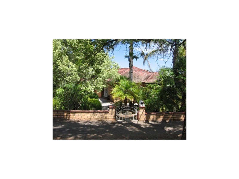 11 Maud Street, Clapham SA 5062