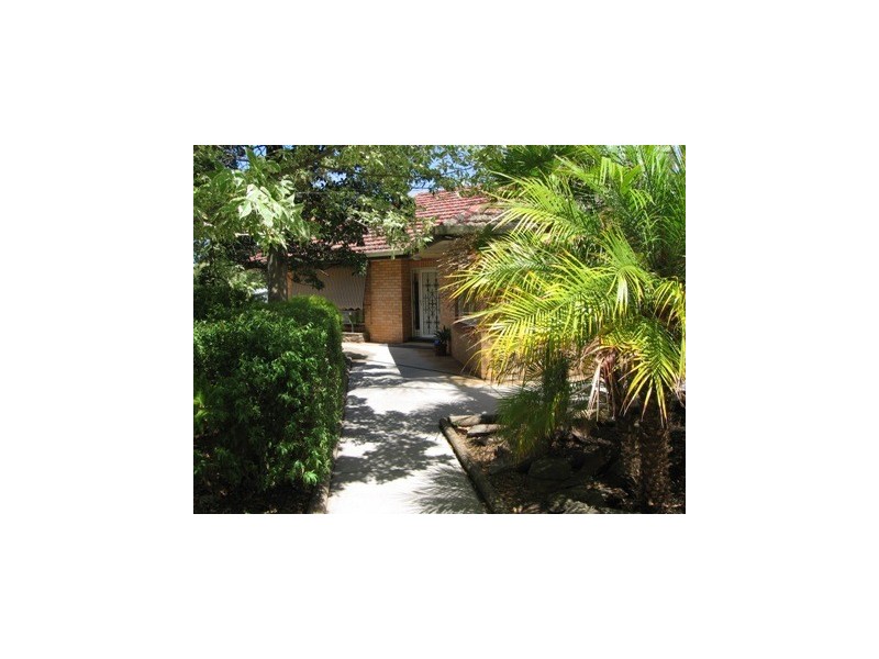 11 Maud Street, Clapham SA 5062