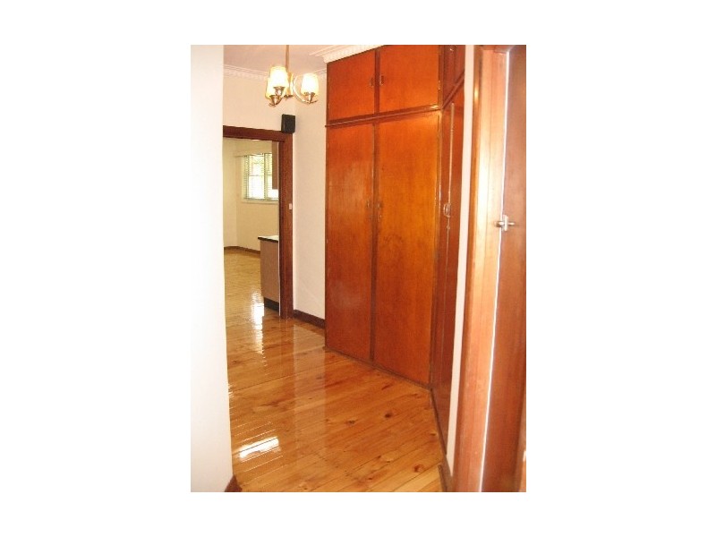 11 Maud Street, Clapham SA 5062