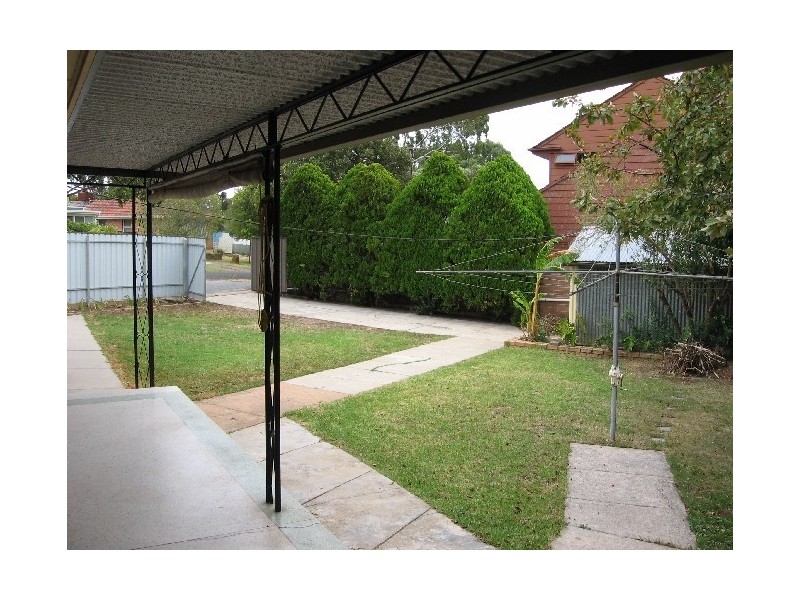 11 Maud Street, Clapham SA 5062