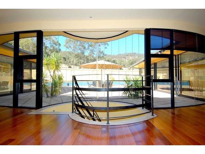 9 Newenham Road, Springfield SA 5062