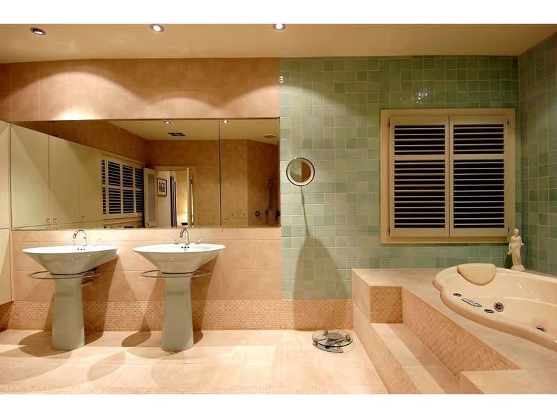 9 Newenham Road, Springfield SA 5062