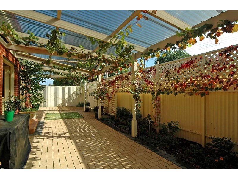 35 Hillview Road, Kingswood SA 5062