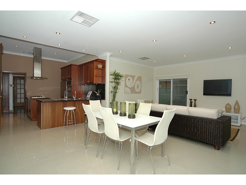 84 Avenue Road, Clarence Gardens SA 5039
