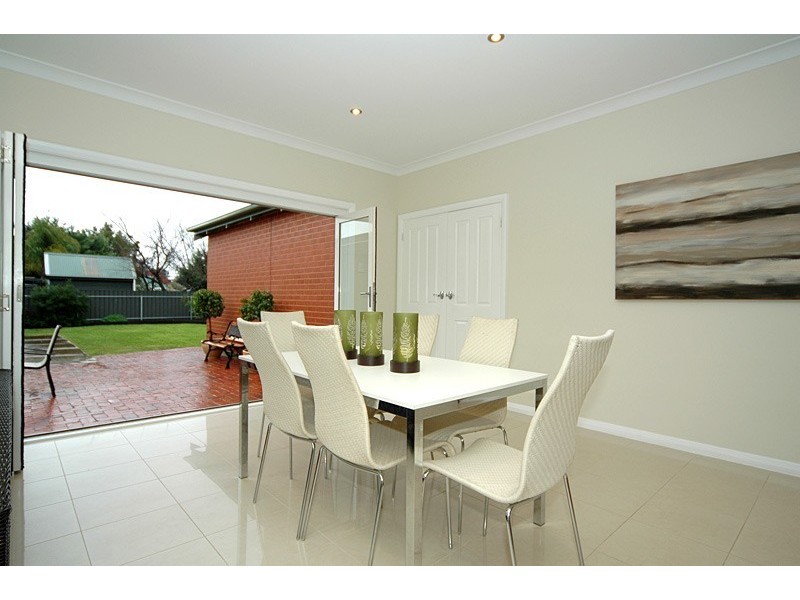 84 Avenue Road, Clarence Gardens SA 5039