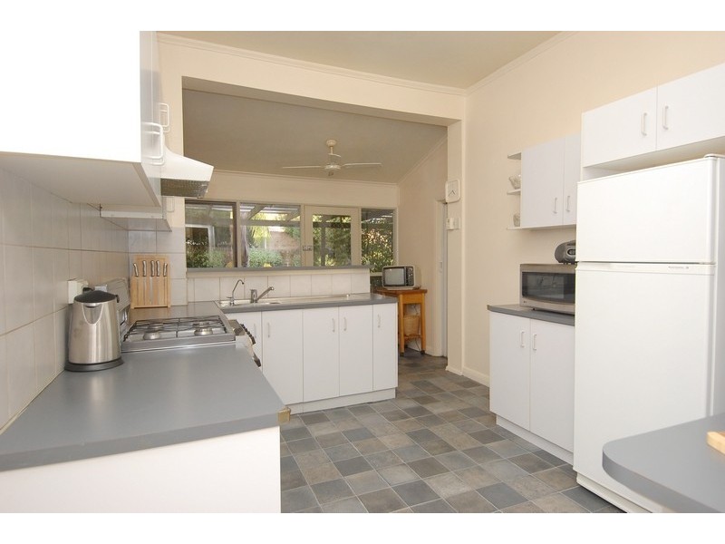 35 Ackland Avenue, Clarence Gardens SA 5039
