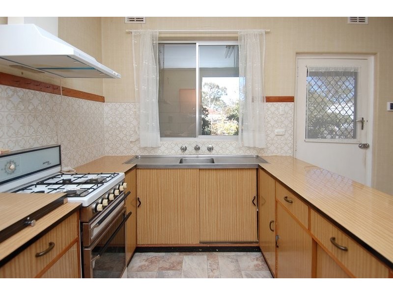 61 Crozier Avenue, Daw Park SA 5041
