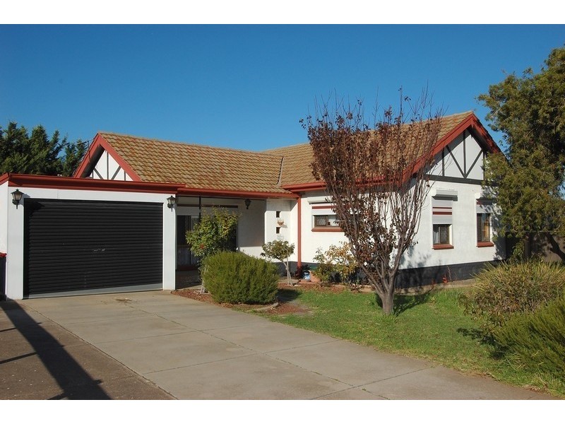 10 Vincent St, Christies Beach SA 5165