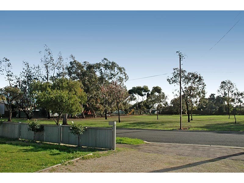 11 Fulton Street, Gilles Plains SA 5086