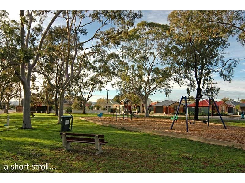 34 Weroona Avenue, Park Holme SA 5043