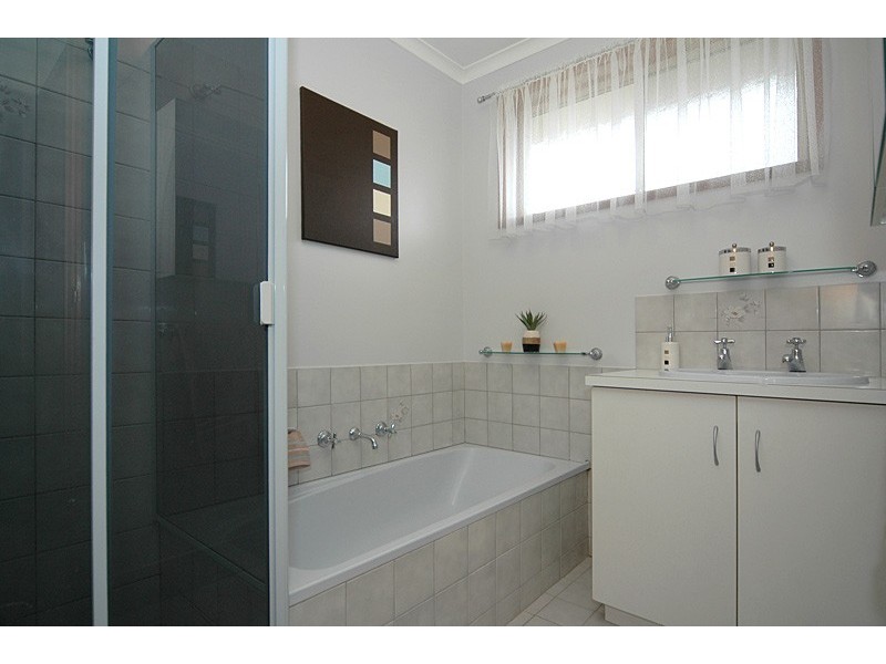 2 WALKER AVENUE, Clovelly Park SA 5042