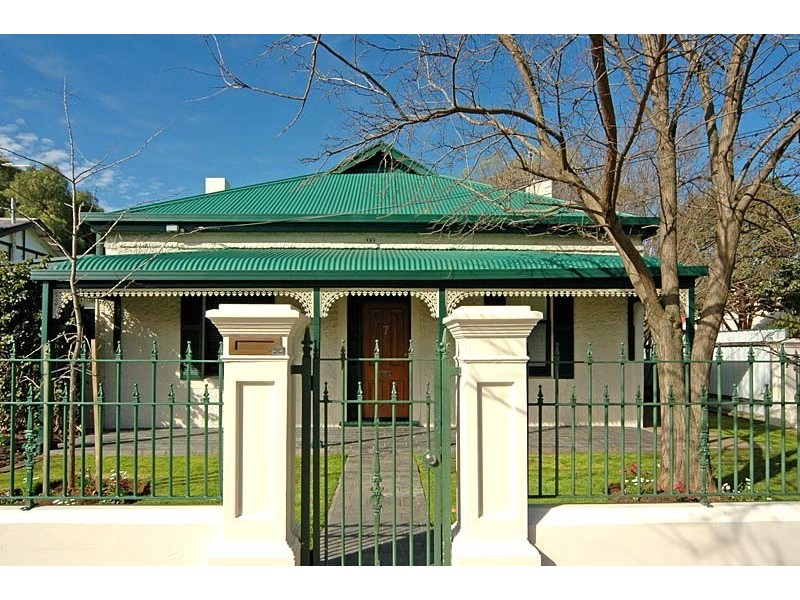 7 Mathias Avenue, Cumberland Park SA 5041