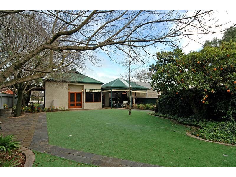 7 Mathias Avenue, Cumberland Park SA 5041