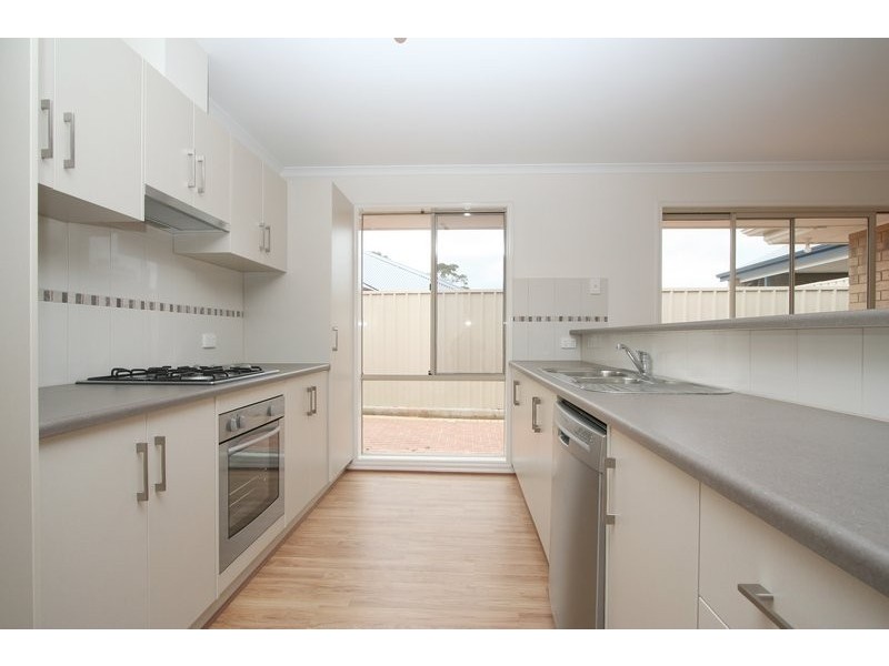 6 Russell Avenue, Seacombe Gardens SA 5047