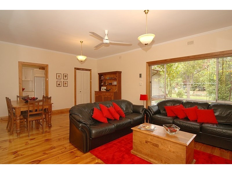 73 Narinna Avenue, Cumberland Park SA 5041