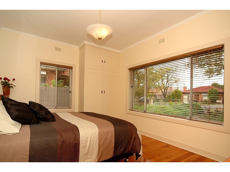 73 Narinna Avenue, Cumberland Park SA 5041