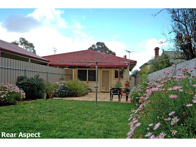 32 Grosvenor Street, Glandore SA 5037