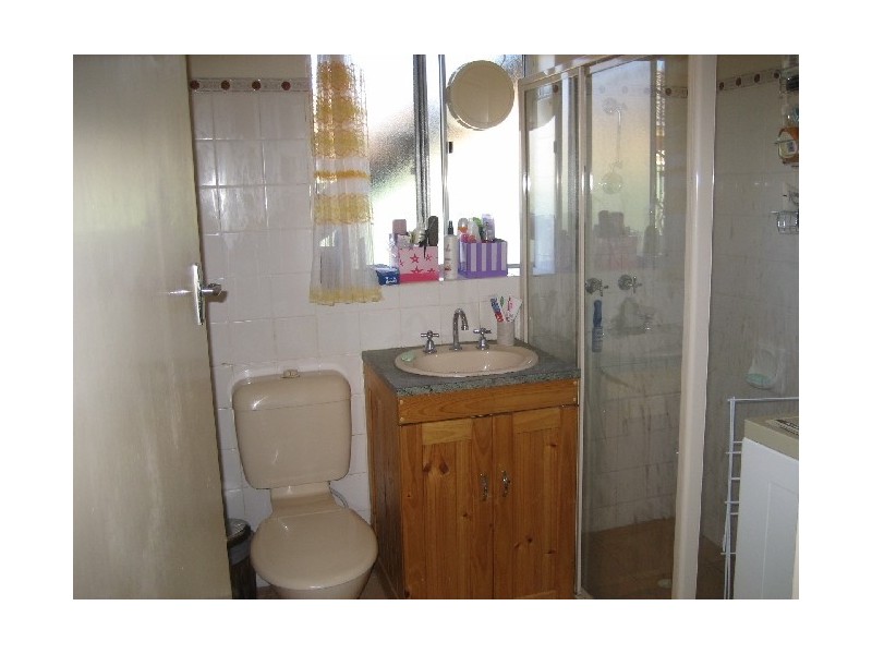 2/4 Grove Avenue, Everard Park SA 5035