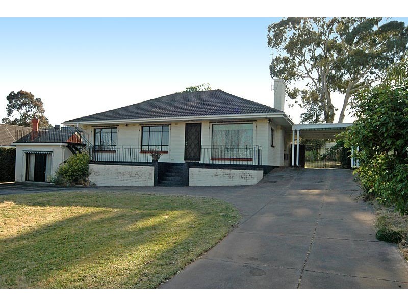 8 Braemar Road, Torrens Park SA 5062