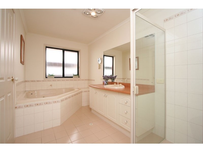 78 Crozier Ave, Daw Park SA 5041