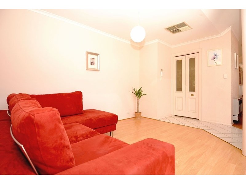 2 Carrondown Walk, Brompton SA 5007