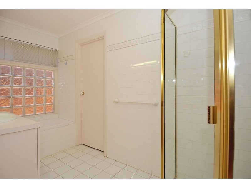 2 Carrondown Walk, Brompton SA 5007