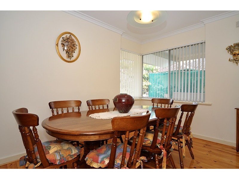 22 Warren Crescent, Panorama SA 5041