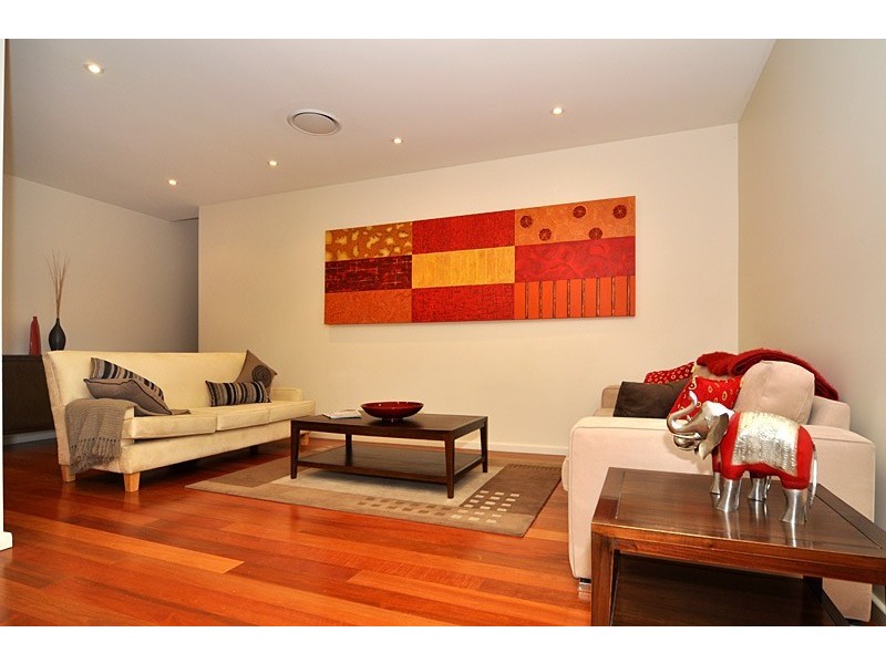 11 Montrose Ave, Netherby SA 5062
