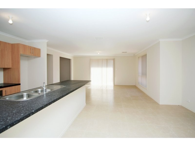 3 & 6/8 Richard Street, Mansfield Park SA 5012