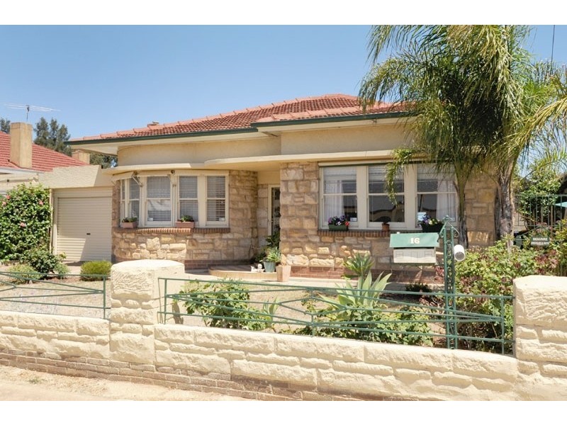 16 Queen Street, Pennington SA 5013