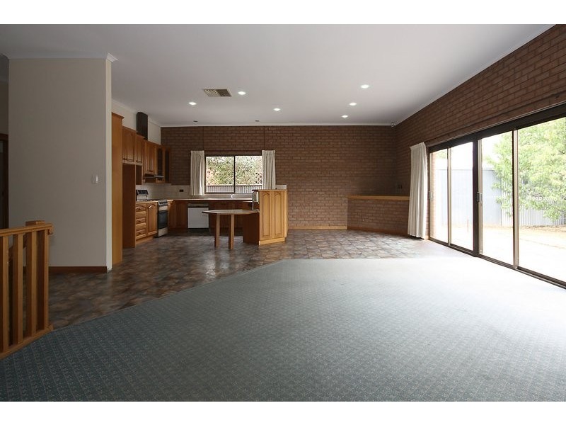 16 Aver Avenue, Daw Park SA 5041