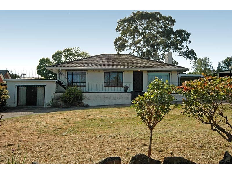 8 Braemar Road, Torrens Park SA 5062