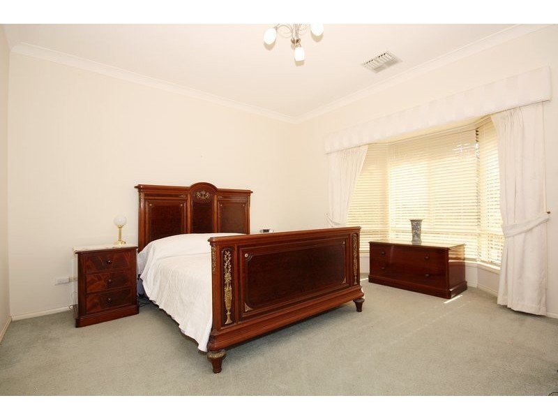 11a Emily Ave, Clapham SA 5062