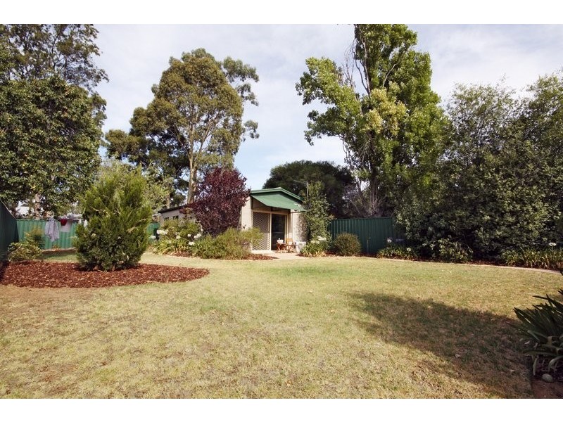 11a Emily Ave, Clapham SA 5062