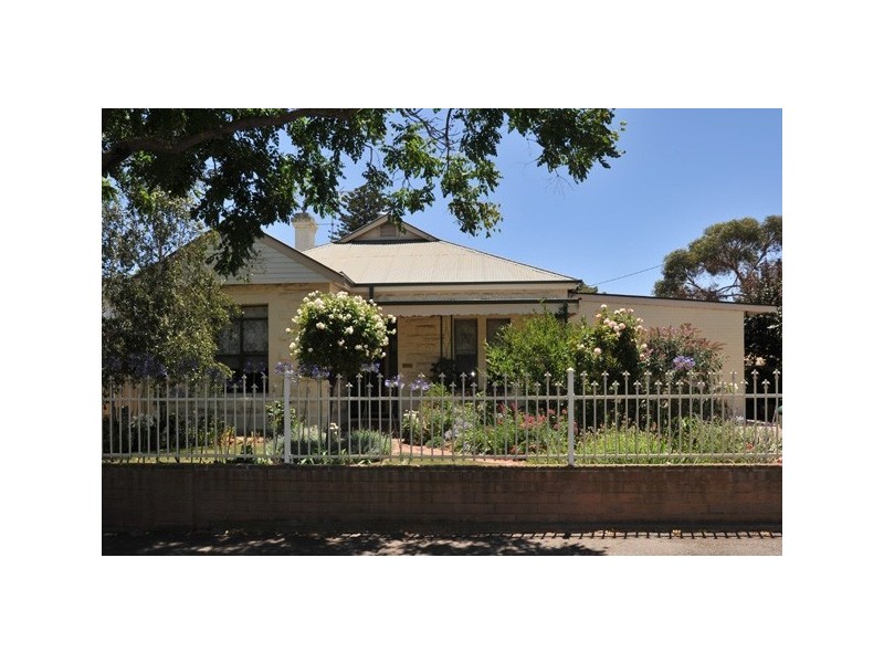 22 Kingston Avenue, Daw Park SA 5041