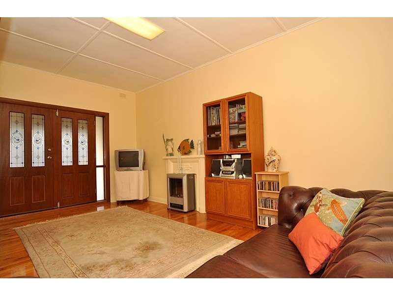6 Cliff Street, Glenelg East SA 5045