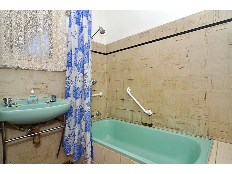 33 Moorong Road, O’sullivan Beach SA 5166