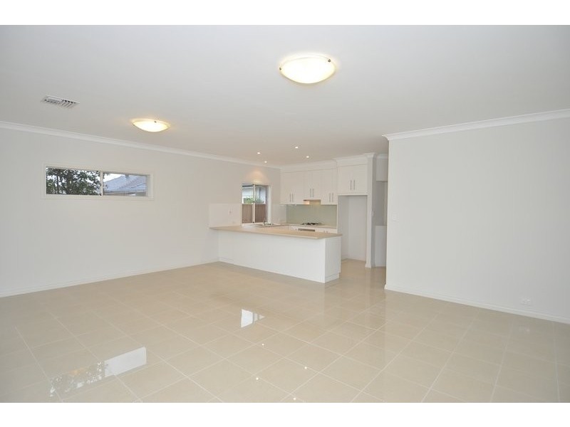 5 Riesling Ave, Glengowrie SA 5044