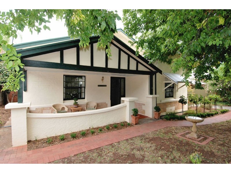 10 Sedgeford Road, Myrtle Bank SA 5064