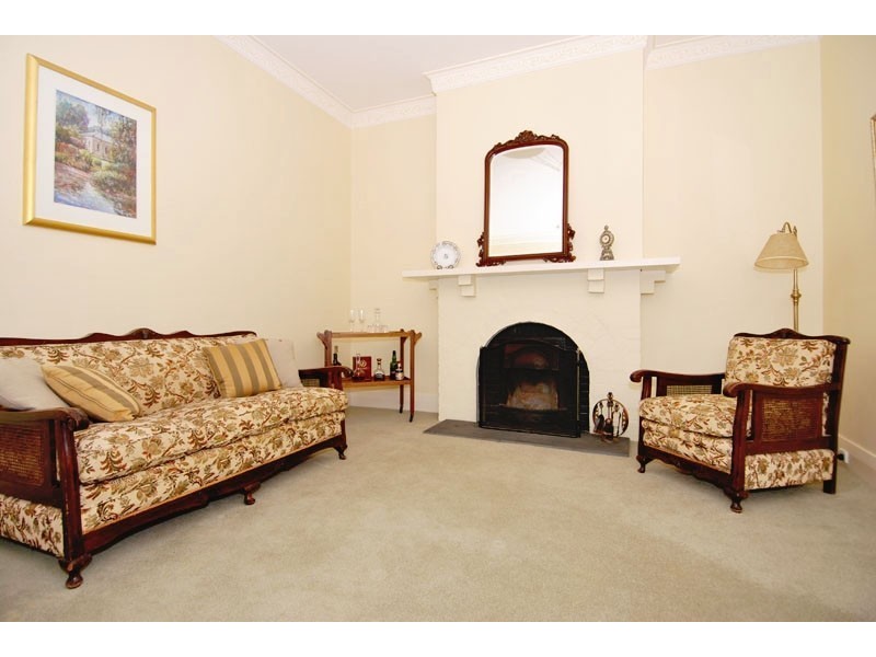 10 Sedgeford Road, Myrtle Bank SA 5064